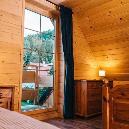 Chalet Chabrowa Chatka Ustron - Balia Podgrzewana Od 20 Wrzesnia, Basen Na Lato, Ognisko, Grill, Cisza I Spokoj Blisko Lasow I Potoku Gorskiego *